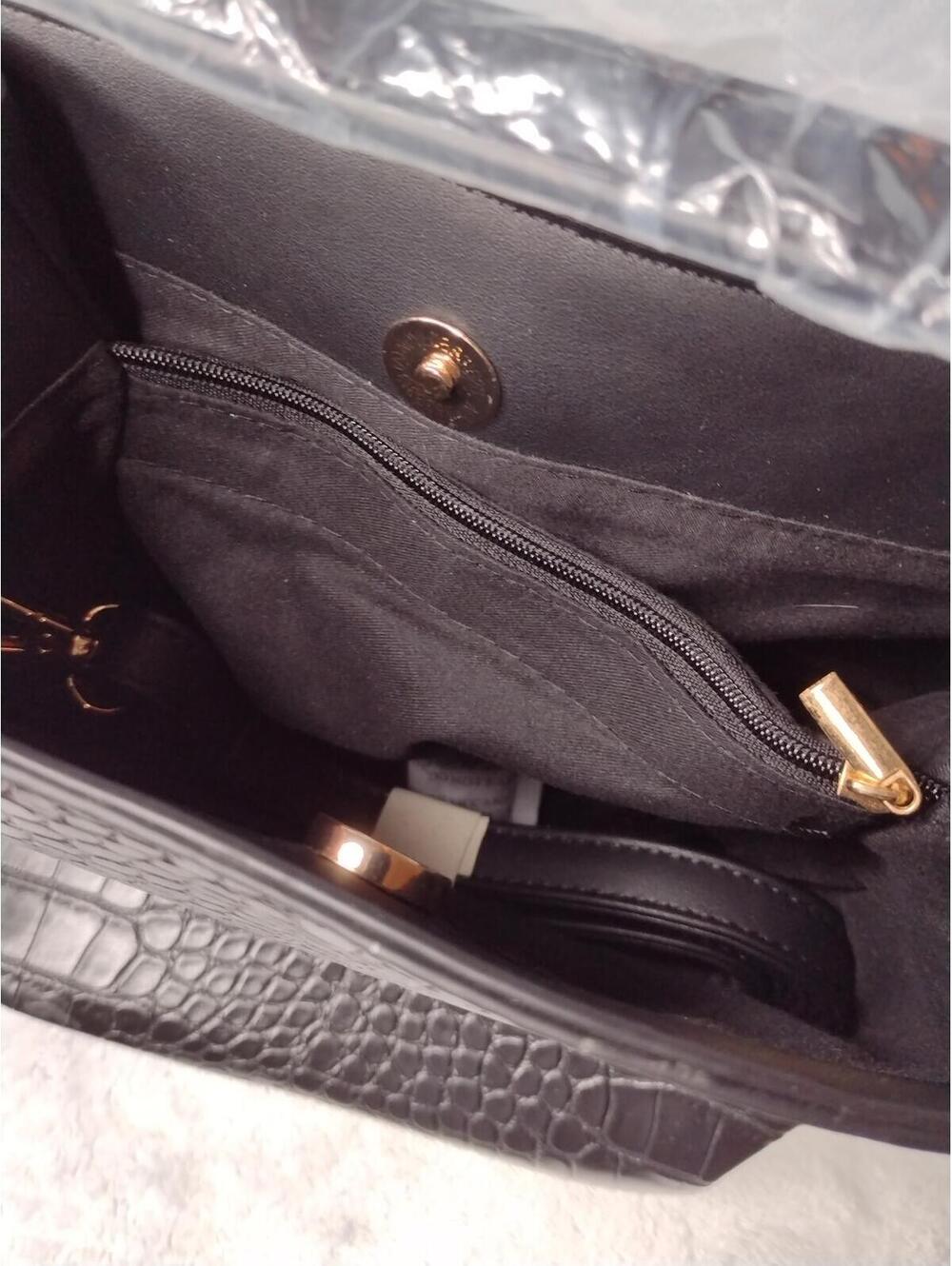 NWT AOTA Women's Black/Vegan Leather Purse - Picture 5 of 7